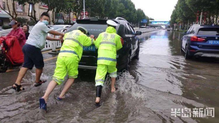 多地紧急响应,全力防汛抢险的生动实践 多地紧急响应,全力防汛抢险的生动实践